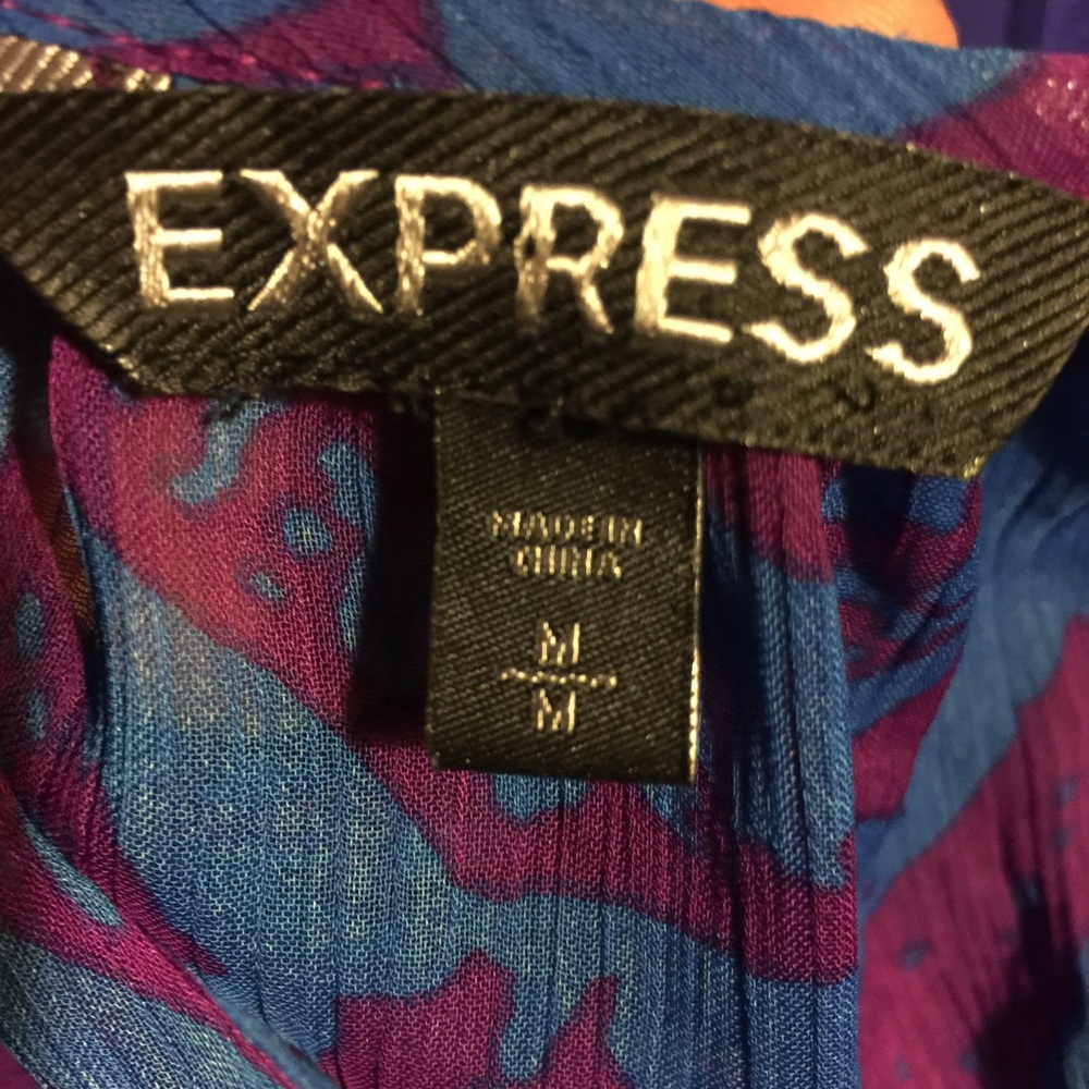 💙💜Express blouse💜💙 - Picture 4 of 5