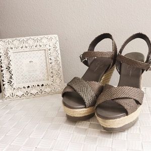 Jessica Simpson Wedges