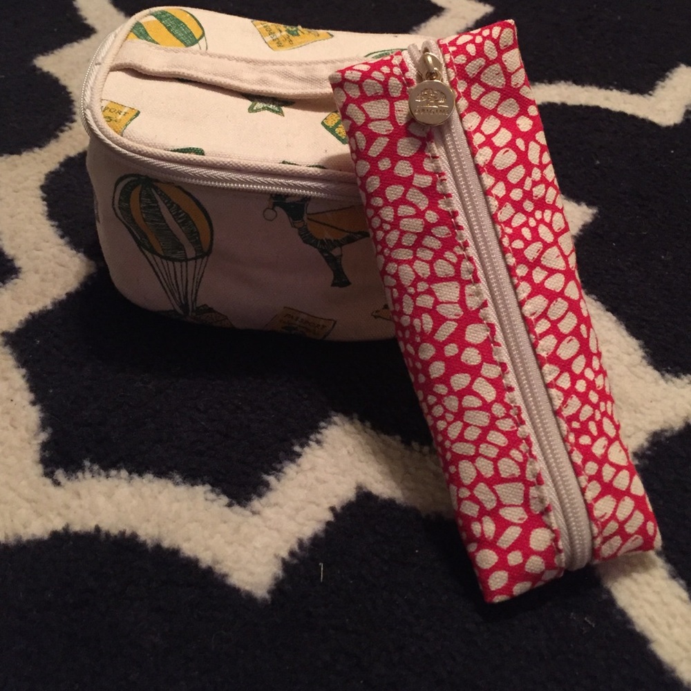 Bundle of 2 Origins makeup cosmetic cases