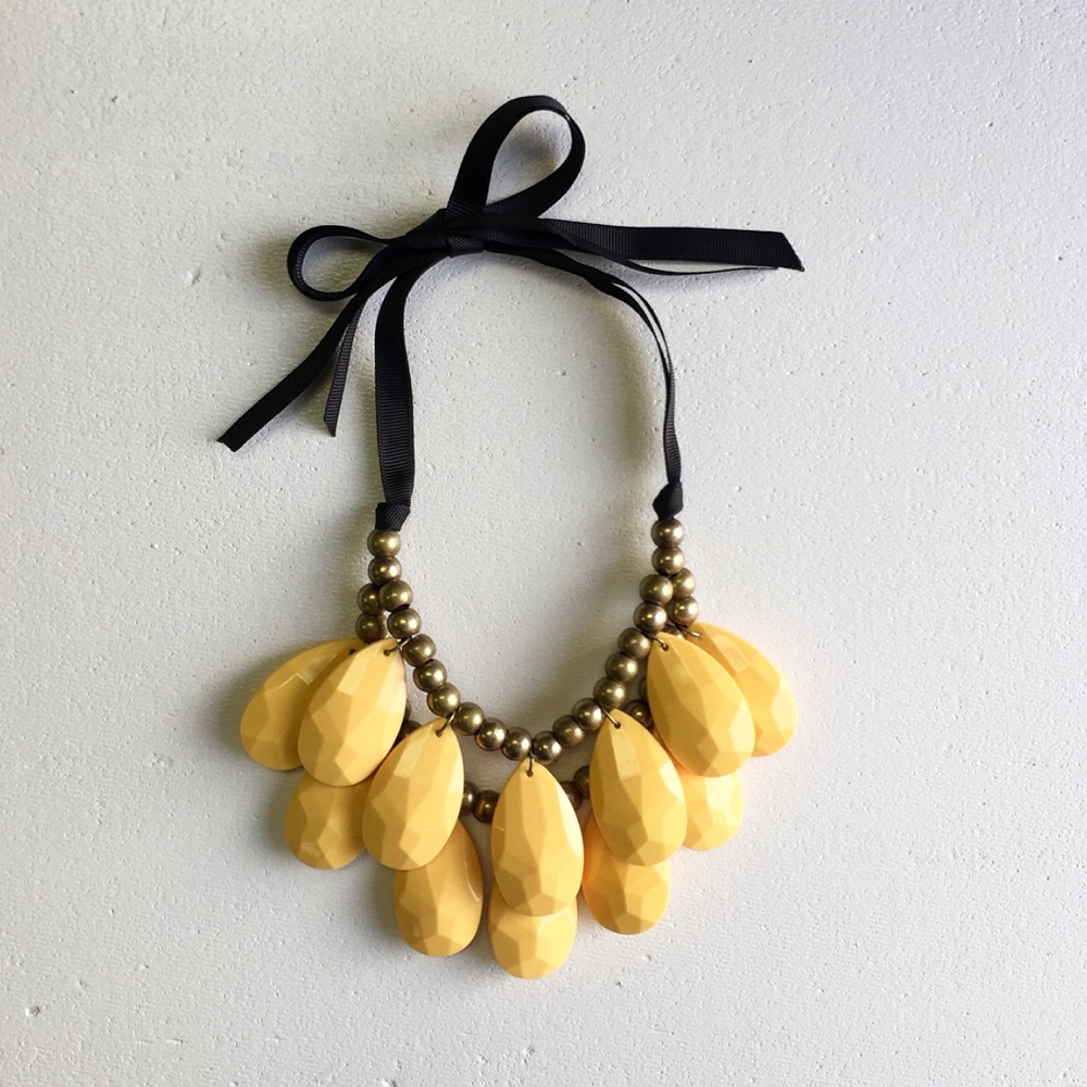 Yellow Statement Necklace!