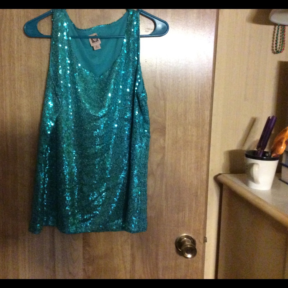 Very sparkly tank