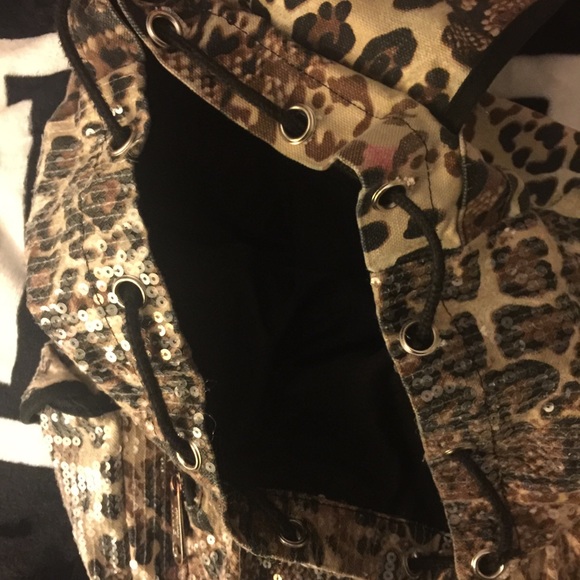 🔥FINAL PRICE DROP🔥🐆Leopard print BP🐆 - Picture 4 of 5