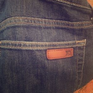 Authentic men Joes jeans size 34