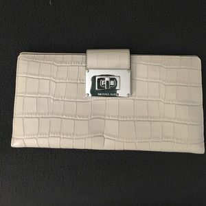 Michael Kors clutch