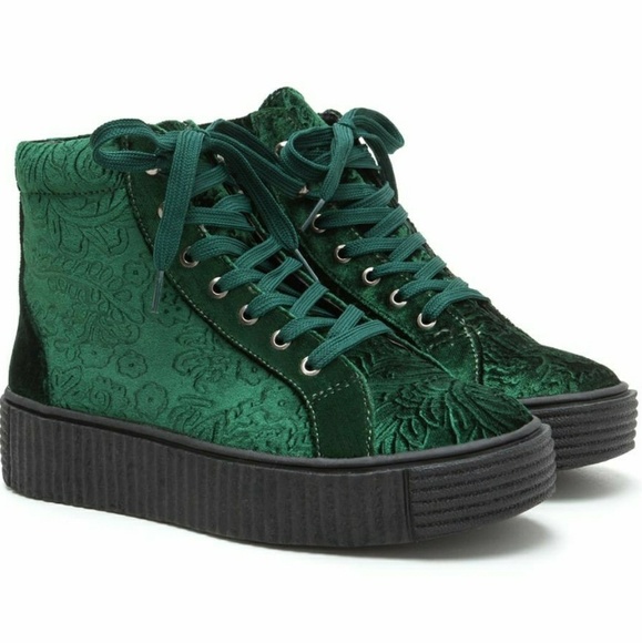 LAST Size  7 🌲EMERALD Velvet Flatform Sneaker - Picture 8 of 8