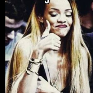 Meet your Posher, Crystal