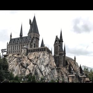 Meet your Posher, Dagny