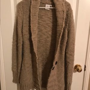 Heavy tan knitted sweater