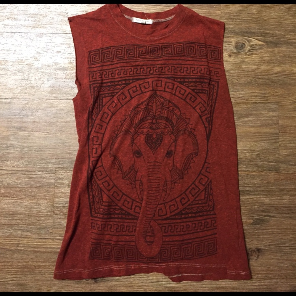 🎉 SUMMER SALE 🎉 Elephant muscle tee