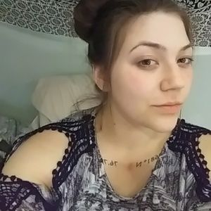 Meet your Posher, Alisa