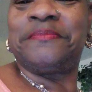 Meet your Posher, Louise