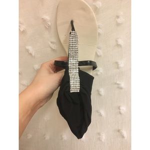 Black strait sandals with Silver accents