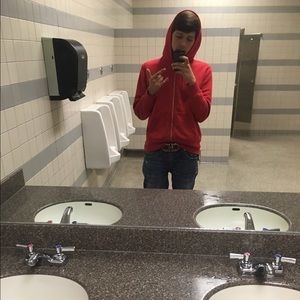 Meet your Posher, Evan