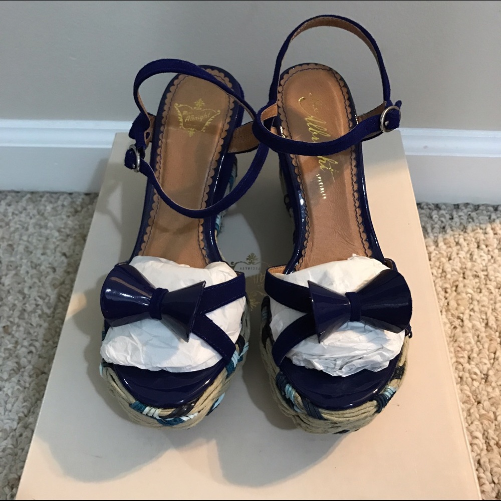 Miss Albright Suede Patent wedge