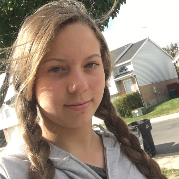 Meet your Posher, Katelynn - Picture 1 of 1