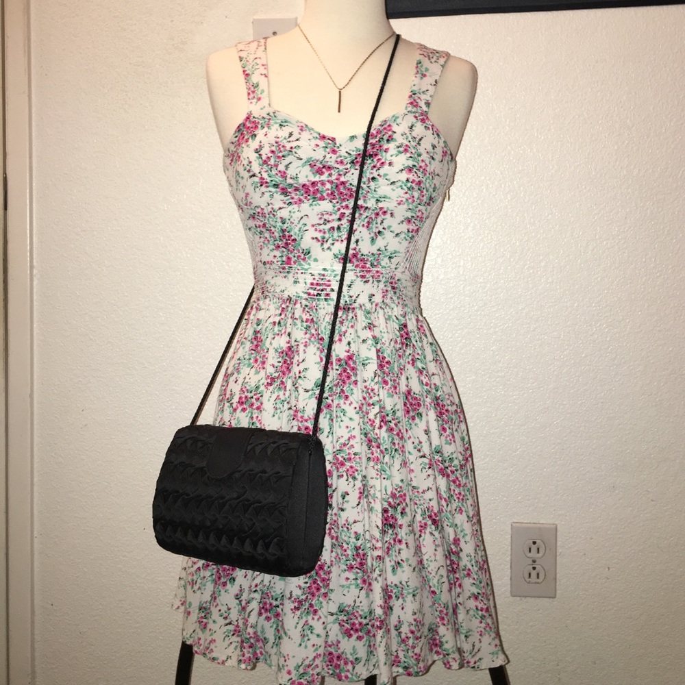 ⚜️Lauren Conrad dress, w/ Magid clutch & necklace