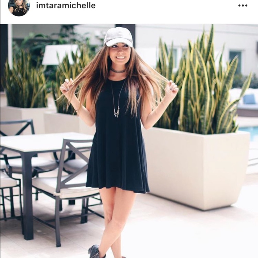 Black flowy dress
