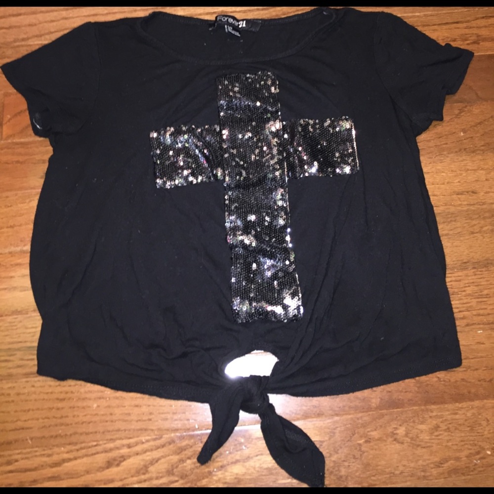Adorable sparkly cross crop top with tie bottom