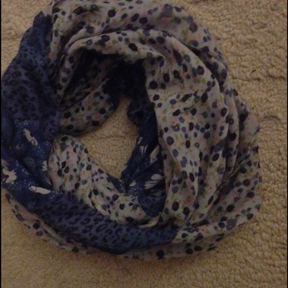 Infinite scarf - Picture 1 of 2
