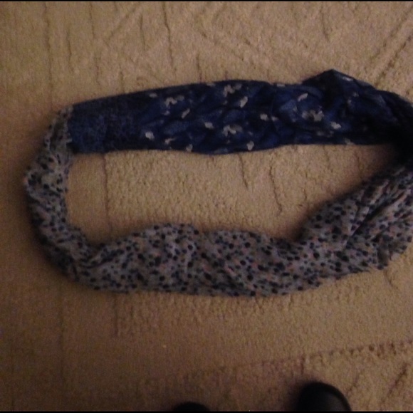 Infinite scarf - Picture 2 of 2