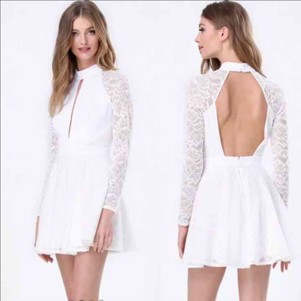 Bebe lace dress