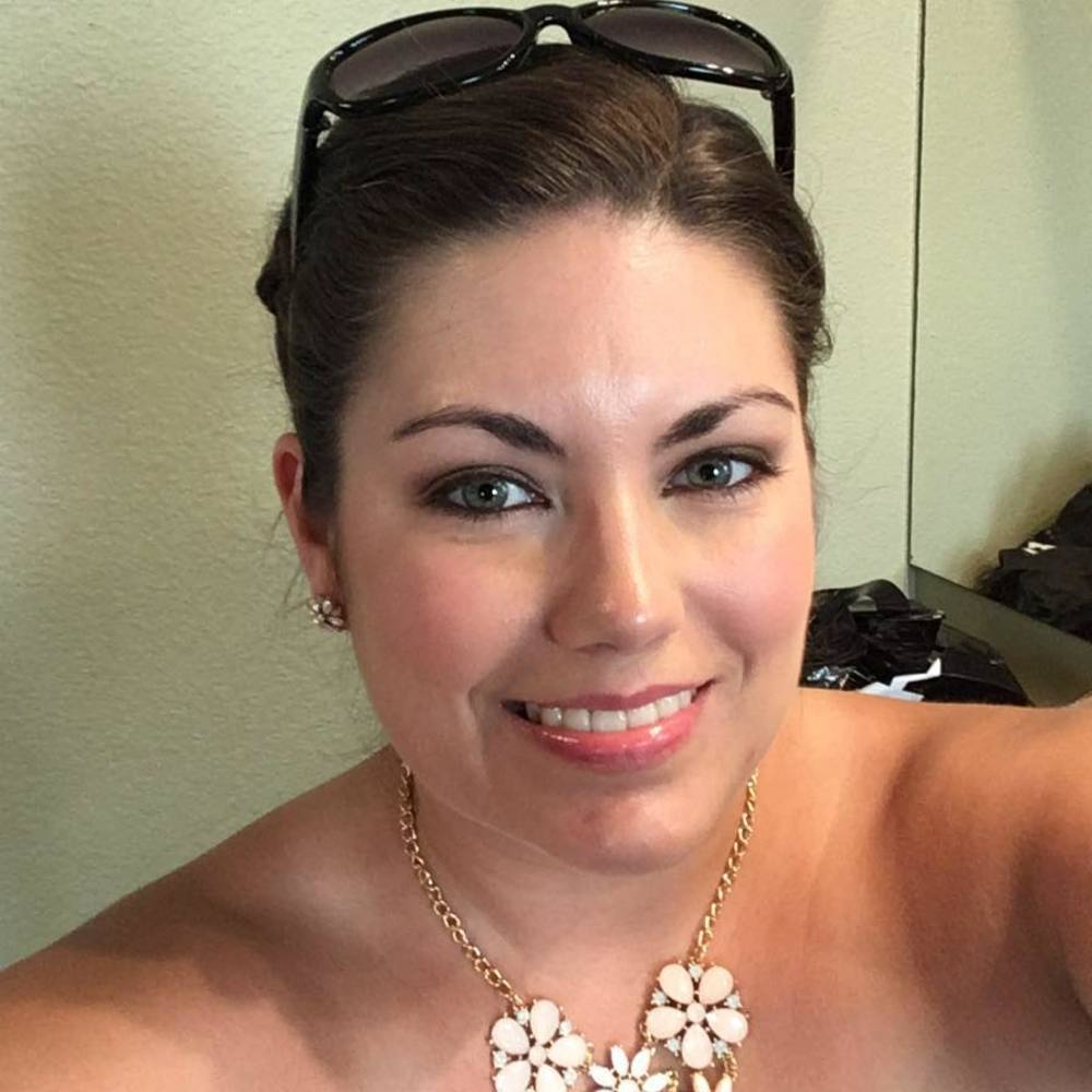 Meet your Posher, Dana