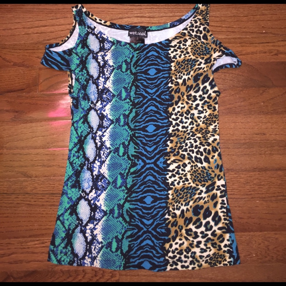 Animal skin open shoulder top