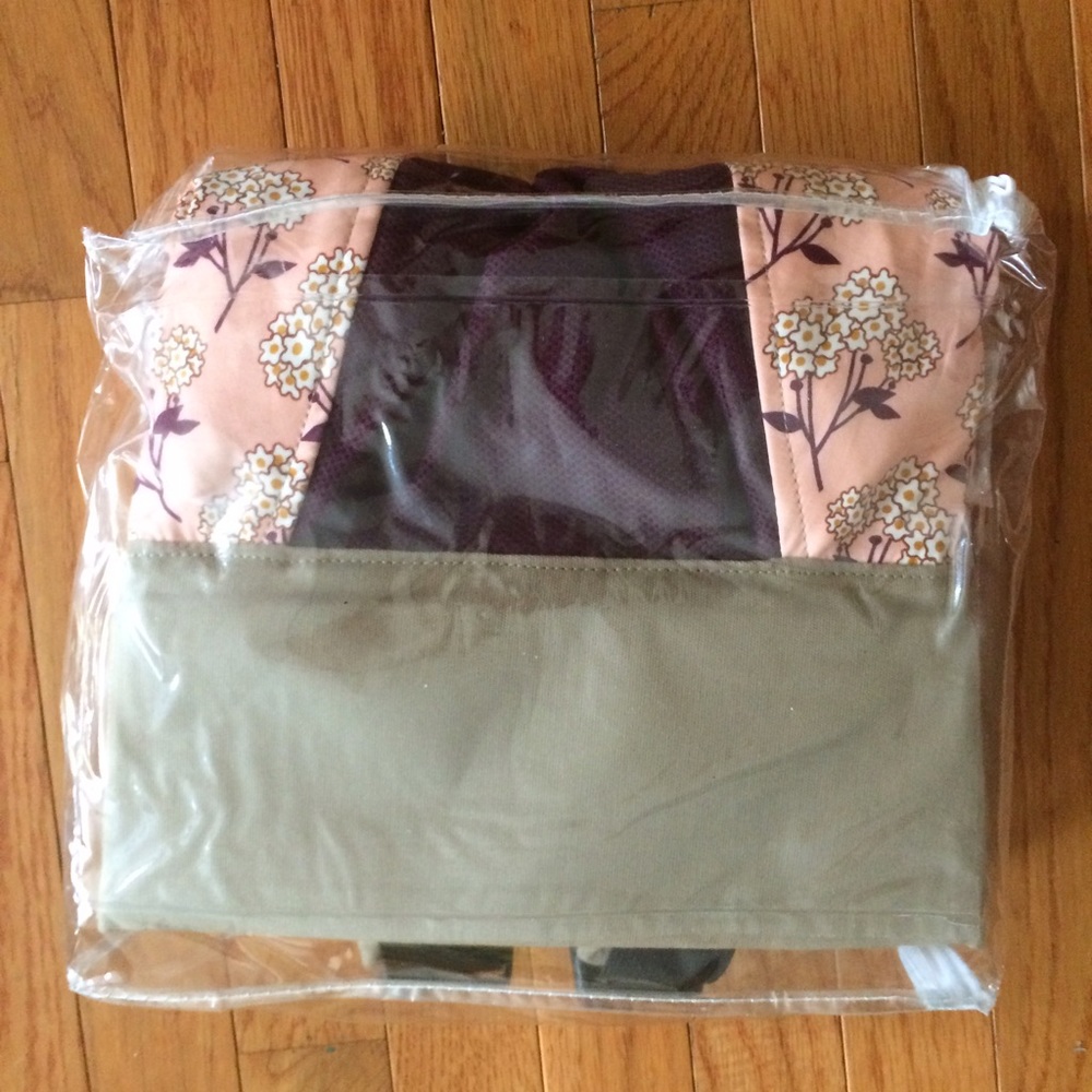 Kinderpack lovely blossoms wine colored cool knit - Picture 3 of 3