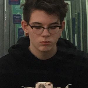 Meet your Posher, Kyle