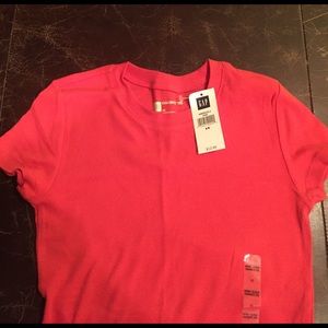 NWT GAP pink favorite tee