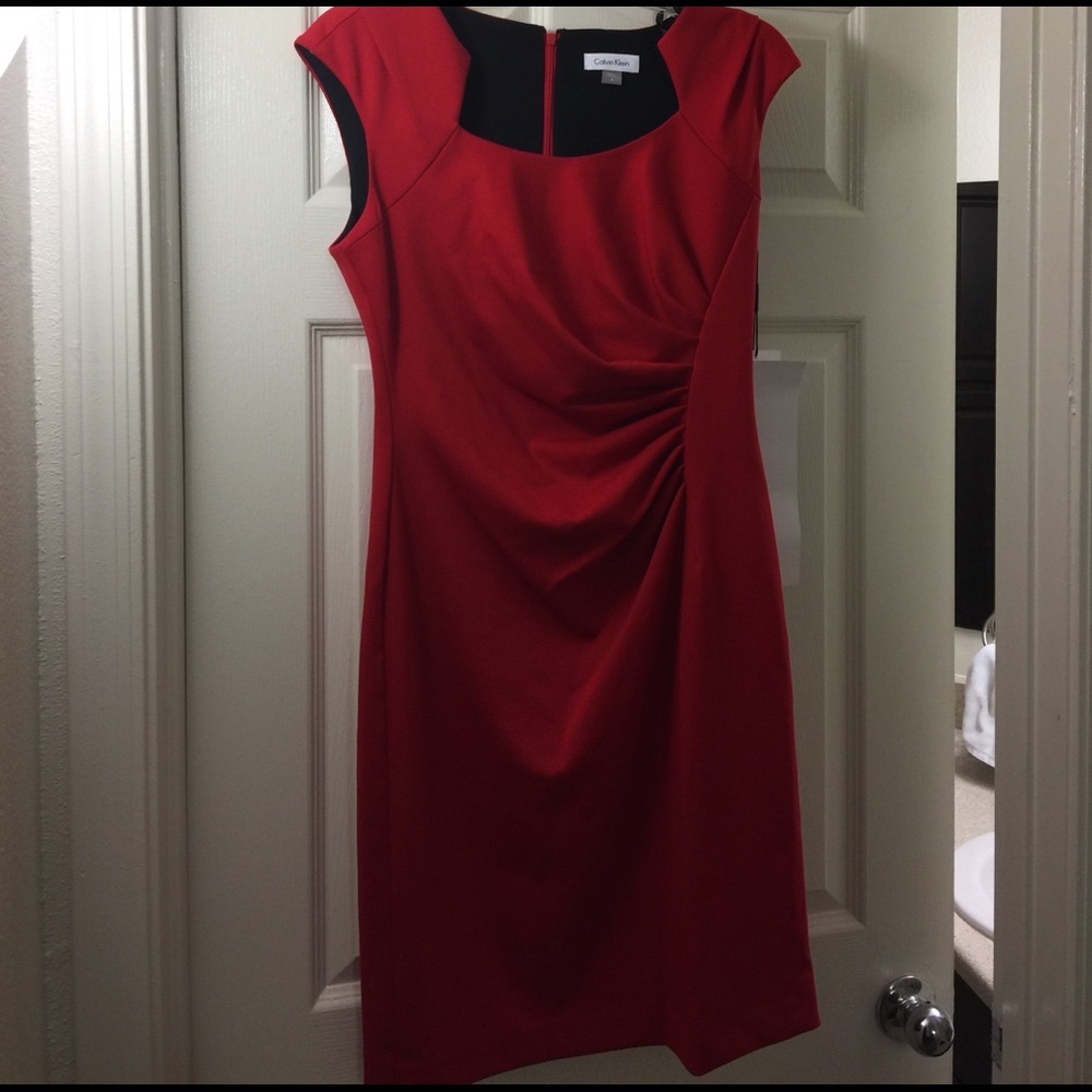 Red Calvin Klein dress. Brand new. ❤😍
