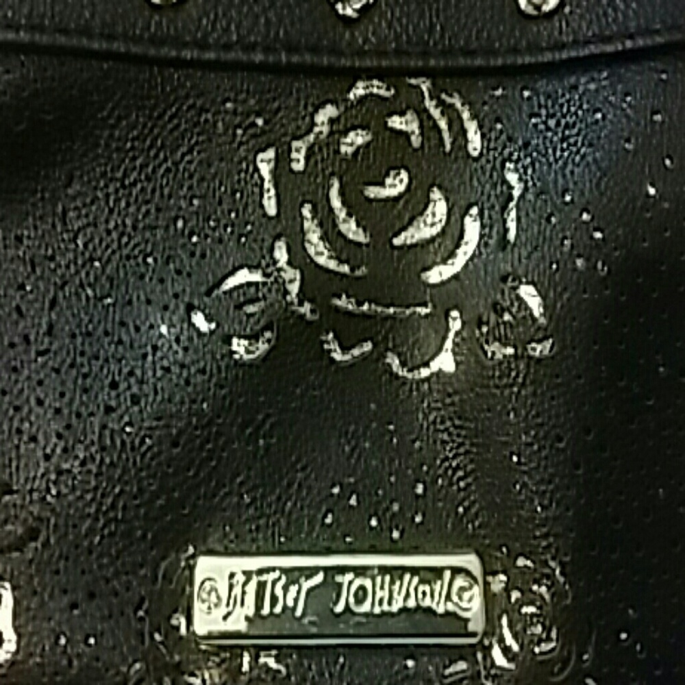 Wallet - Picture 2 of 5