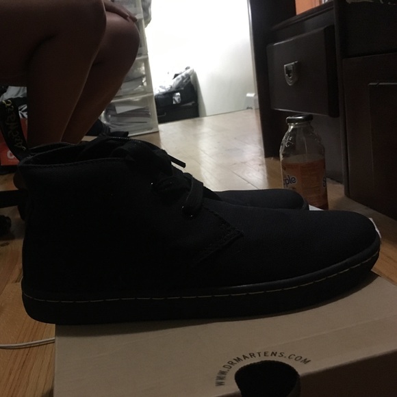 Dr. Martens - Picture 3 of 5