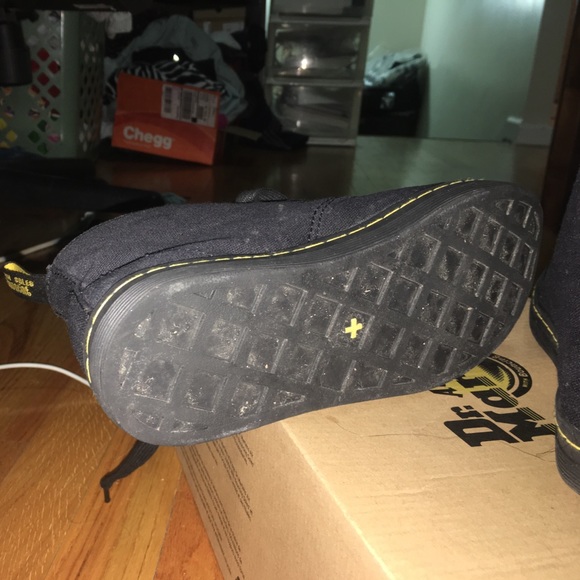 Dr. Martens - Picture 4 of 5