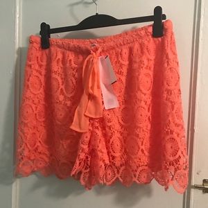 NWT coral Lace shorts