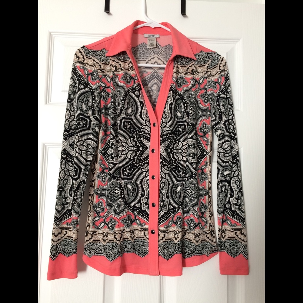 Abstract long sleeve button up.