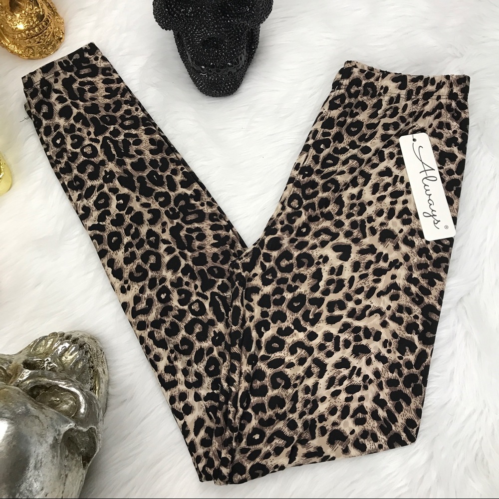 Black brown cheetah butter soft leggings - Picture 3 of 8