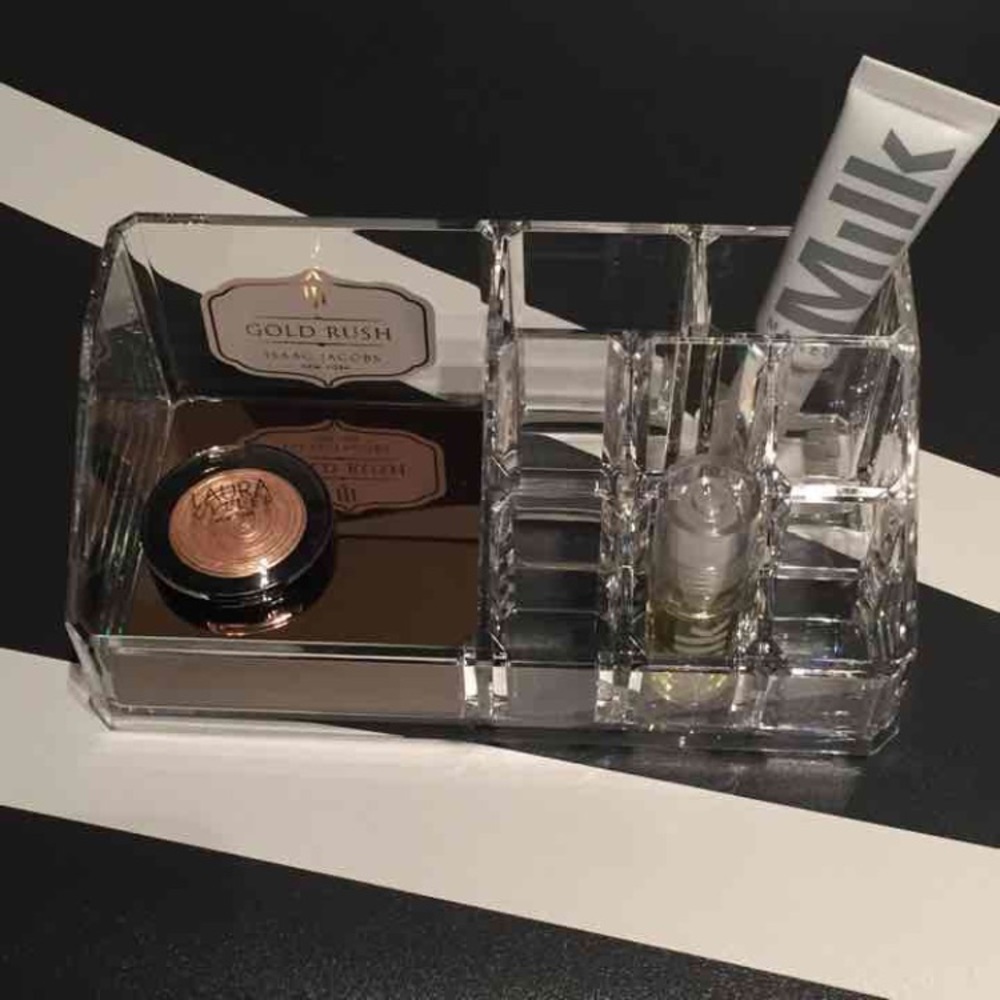 Isaac Jacobs Gold Rush Makeup Organizer