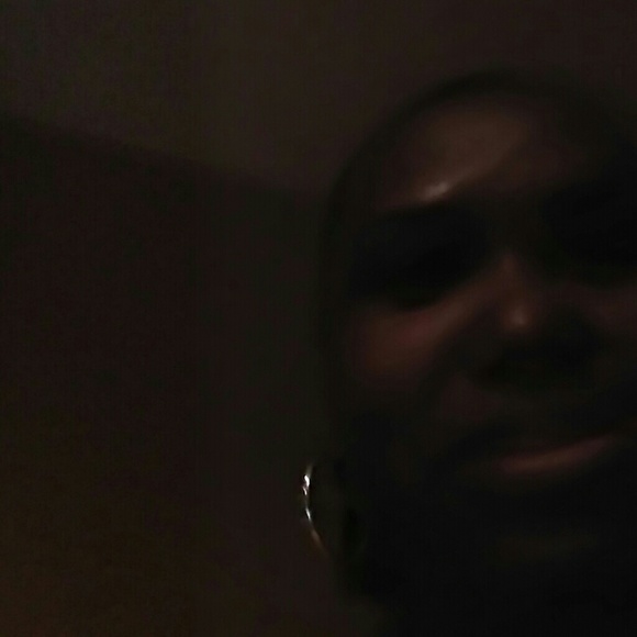 Meet your Posher, Tara - Picture 1 of 1