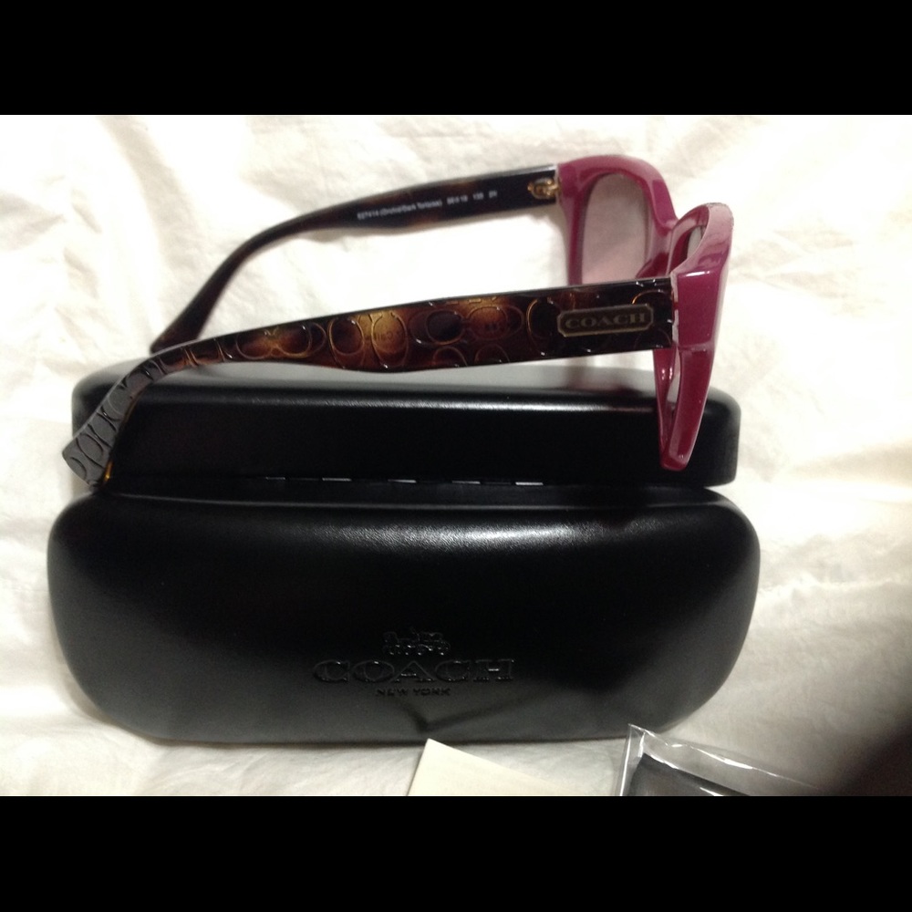 Authentic Coach Sunglasses - Picture 4 of 4