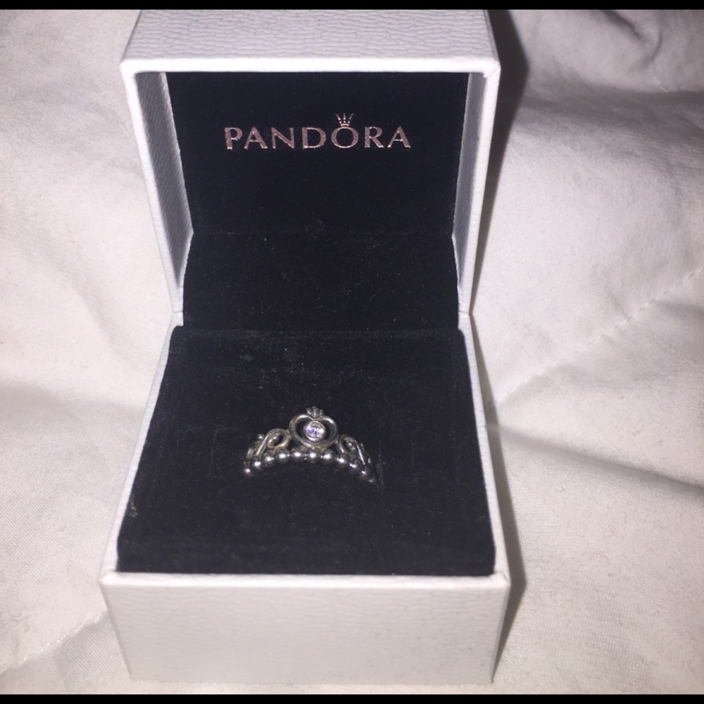 Pandora princess ring size 8