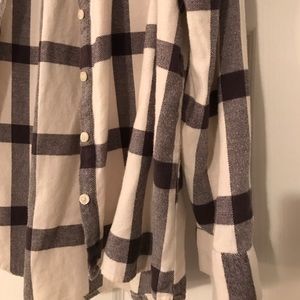 GREY & WHITE FLANNEL.💕