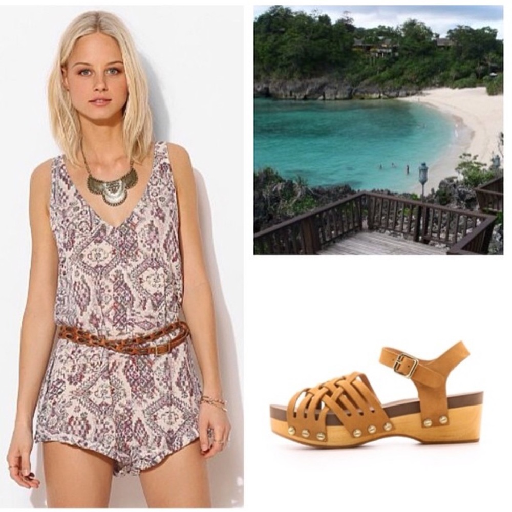 Black Strappy Comfortable Wooden Platforms