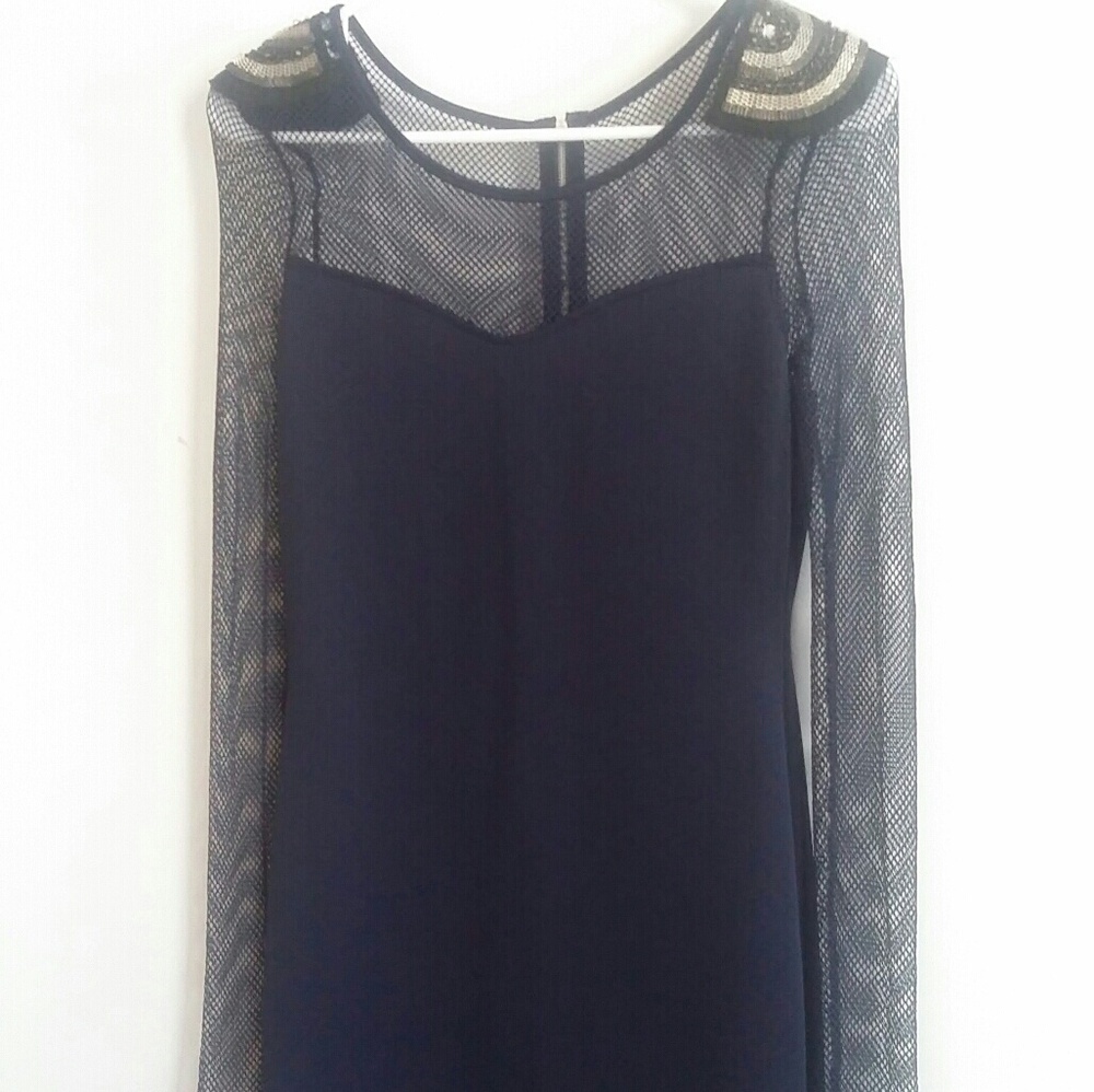 NWOT, elegant dark blue dress in S size