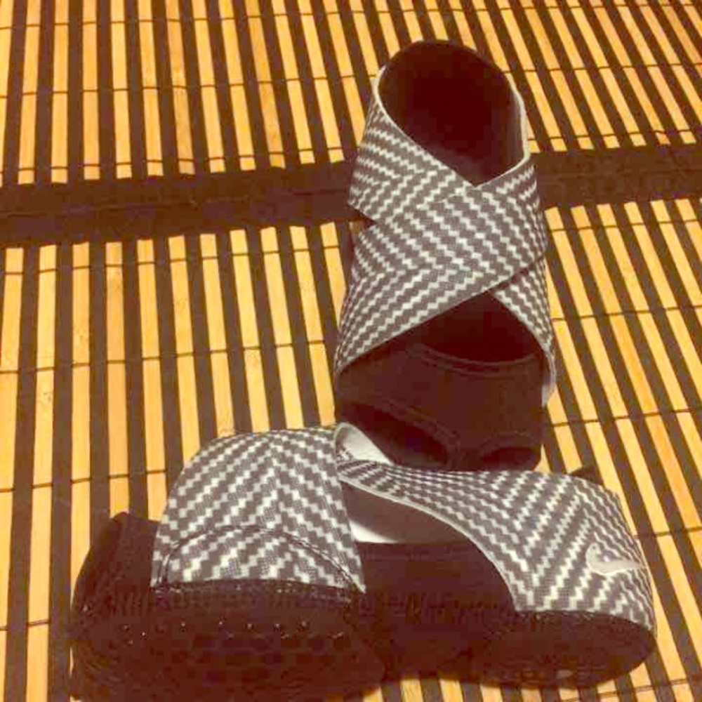 Nike yoga indoor shoes XL 9-10