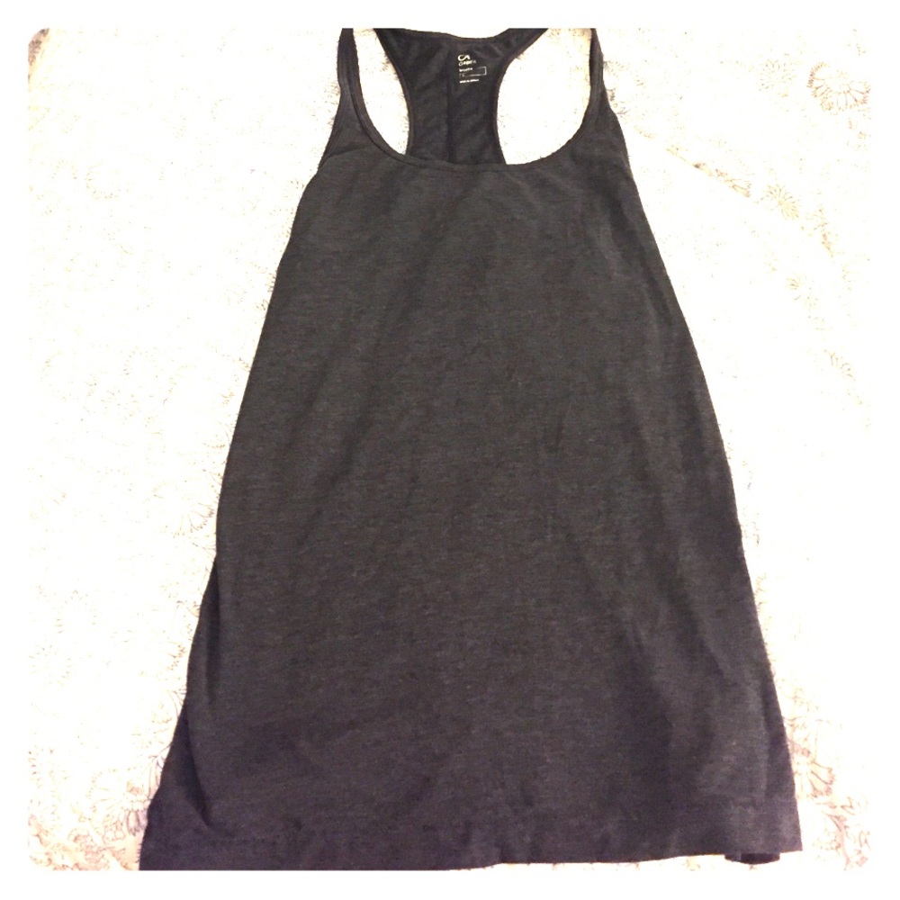 Gap fit grey tank
