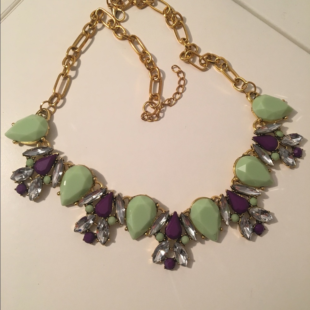 Statement necklace