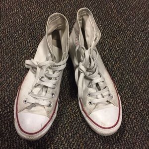White Converse Chuck Taylors Size 9