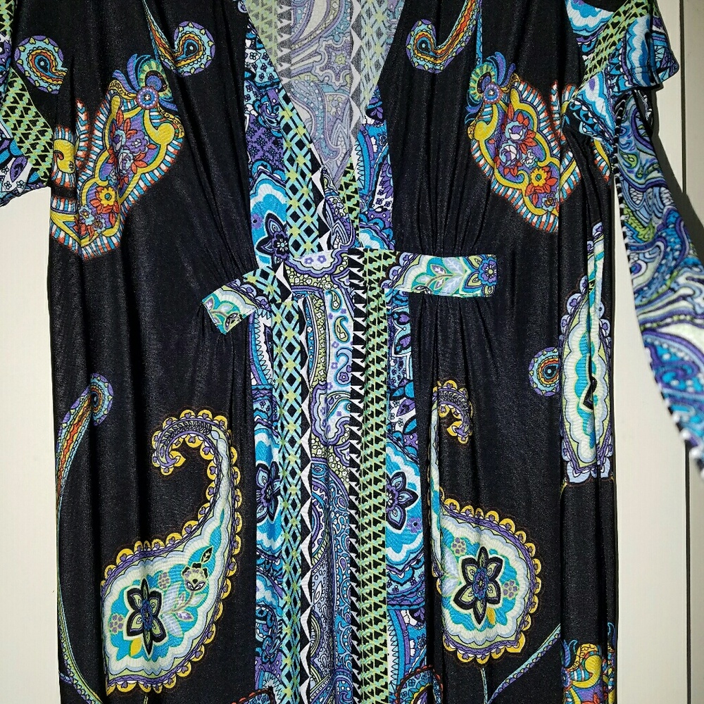 Multi-Color Dress - Picture 2 of 4