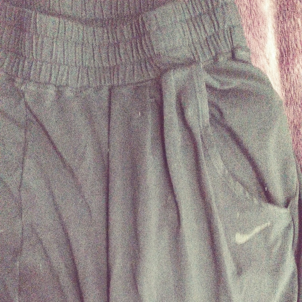 Black loose dri-fit drifit workout pants